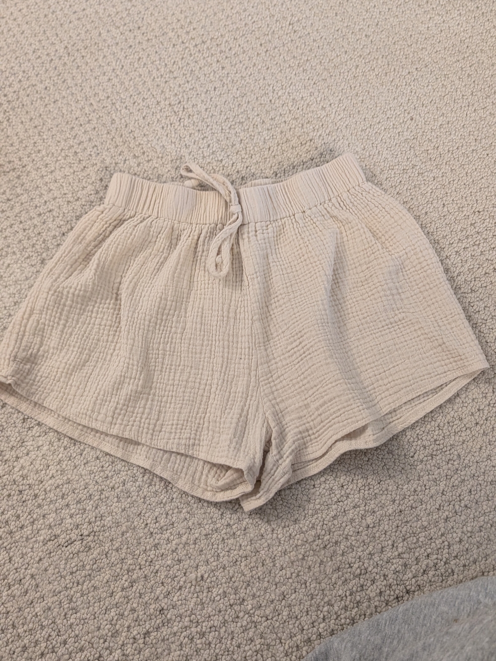 SHEIN Light Beige High Waist Gauze Lounge Shorts